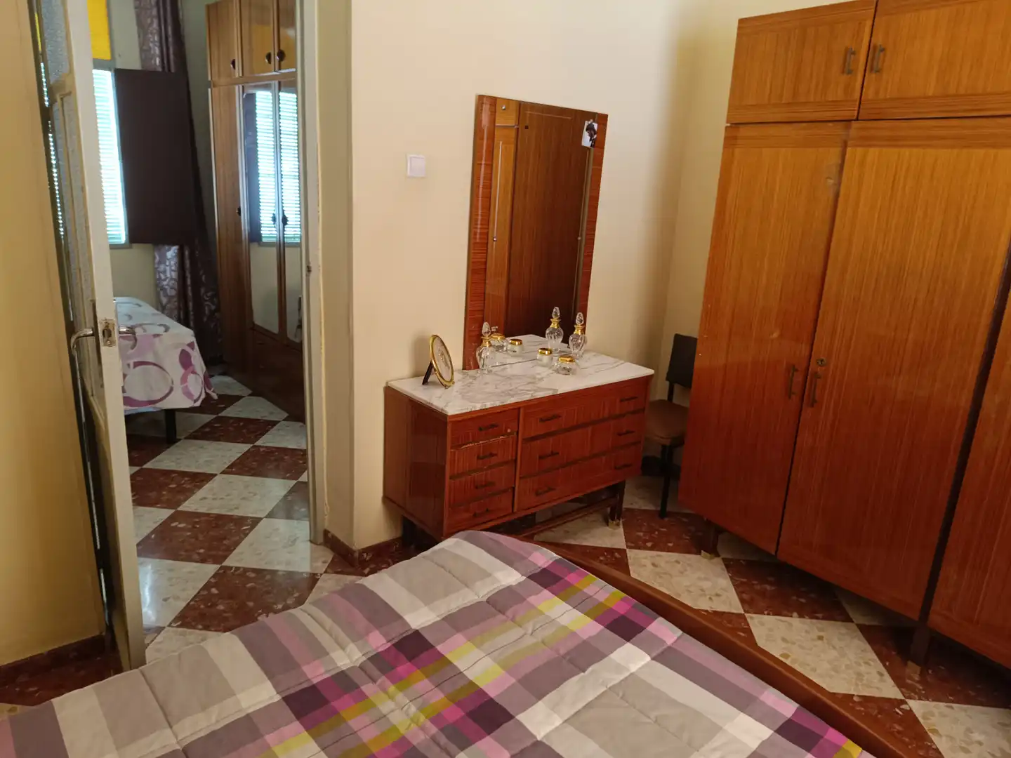 Dormitori de Casa o xalet en venda en Brenes amb Traster, Moblat i Balcó