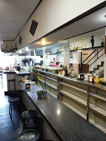 Local comercial en Venta en El Carbayedo - El Quirinal