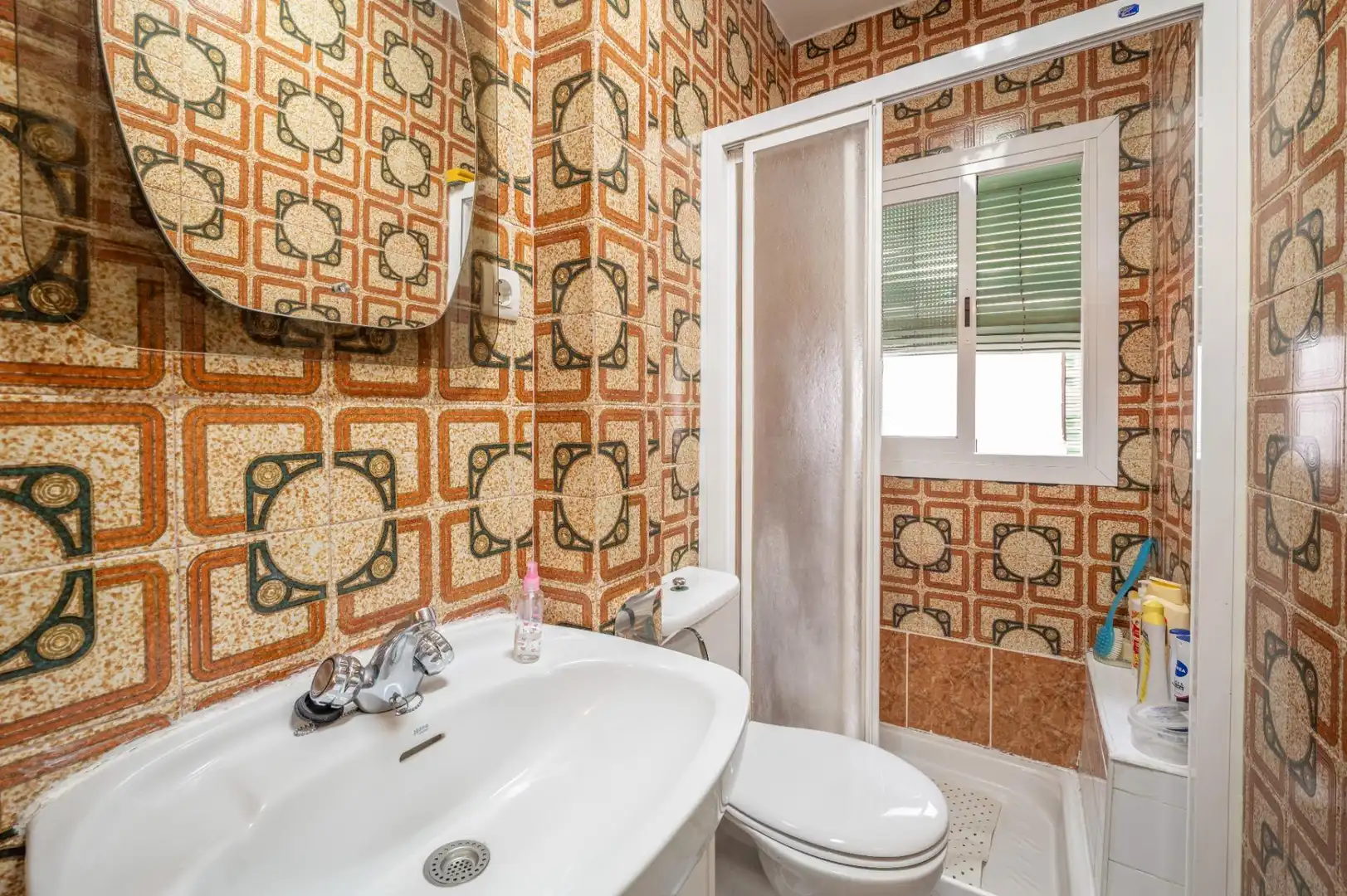 Flat for sale in Calle Santa Clara, Barrio de Zaidín