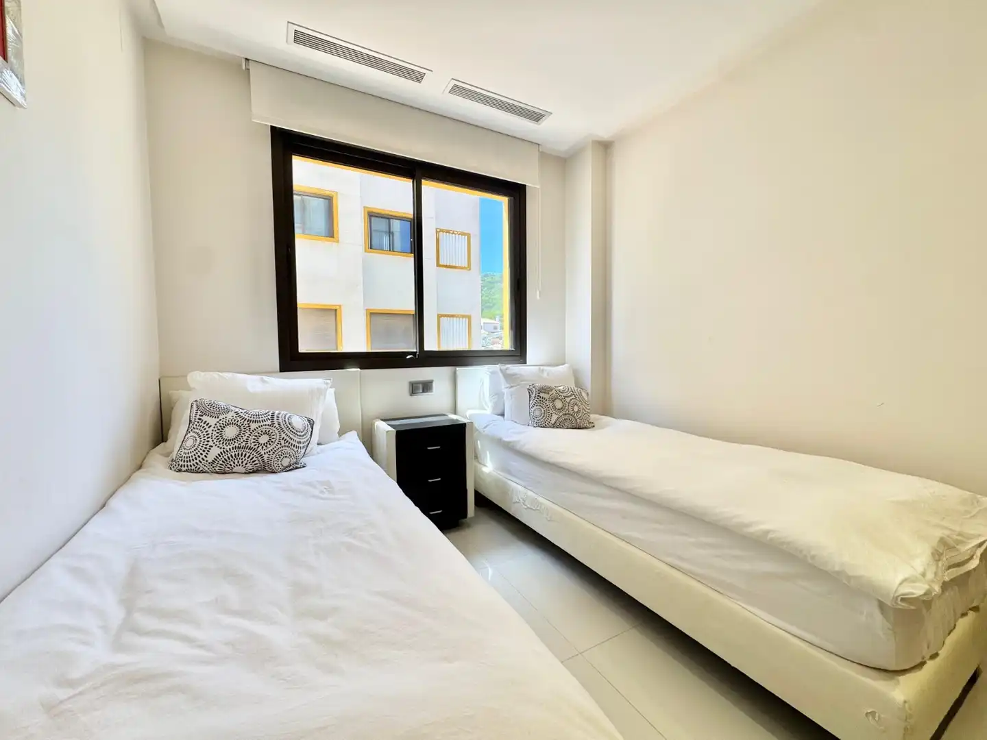 Dormitori de Apartament en venda en Guardamar del Segura amb Aire condicionat, Calefacció i Terrassa