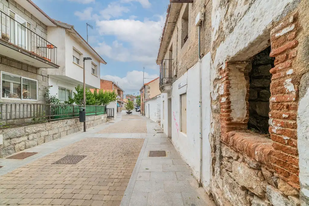 Houses for sale in C/ Libertad, Villalba Pueblo