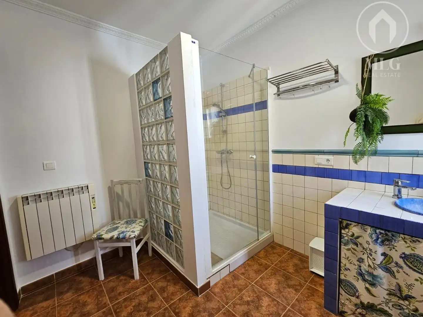 Baño de Casa o chalet en venta en Alfarnatejo con Calefacción, Terraza y Trastero
