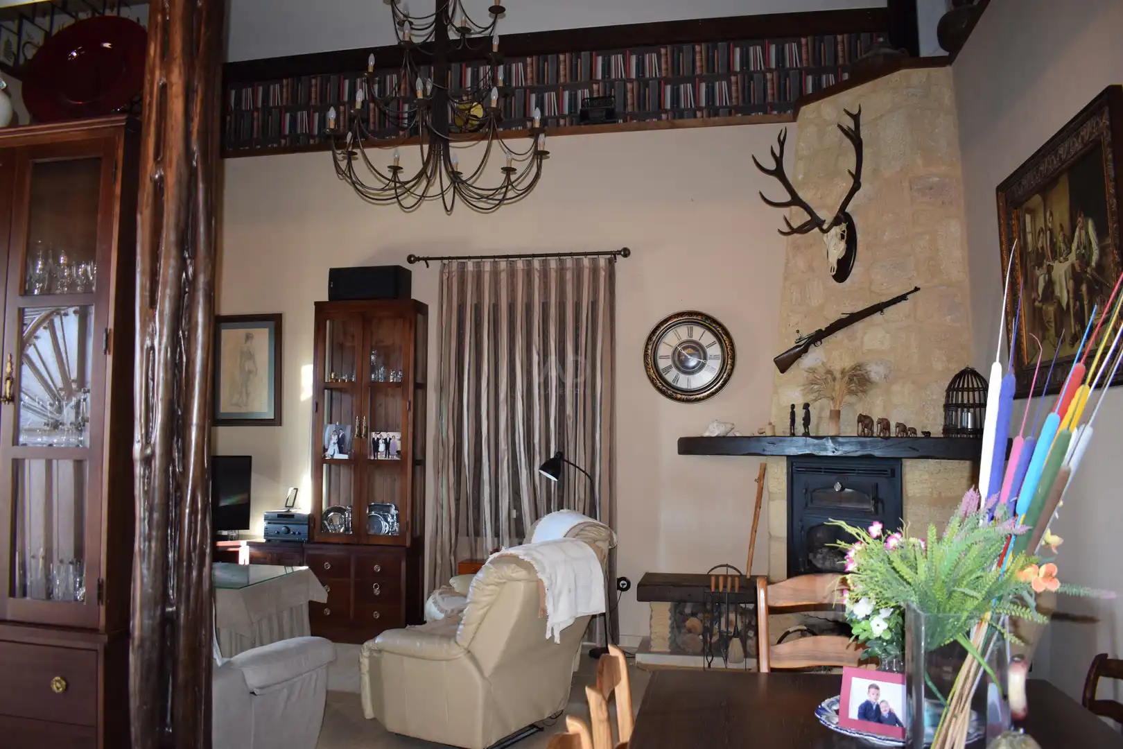 Wohnzimmer von Country house zum Verkauf in Pedrera mit Heizung und Schwimmbad