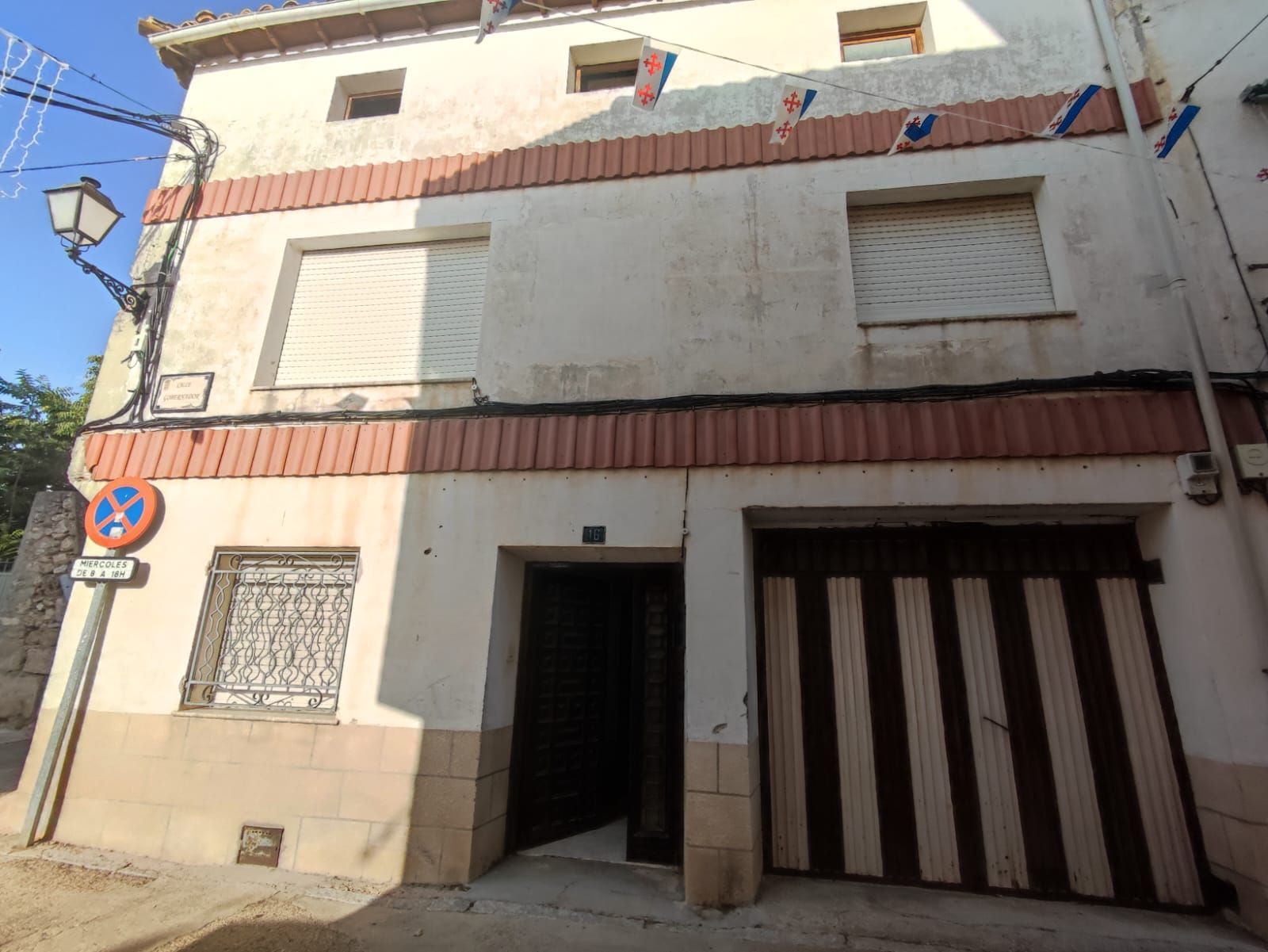 Exterior view of Country house for sale in Almonacid de Zorita  with Air Conditioner, Heating and Furnished