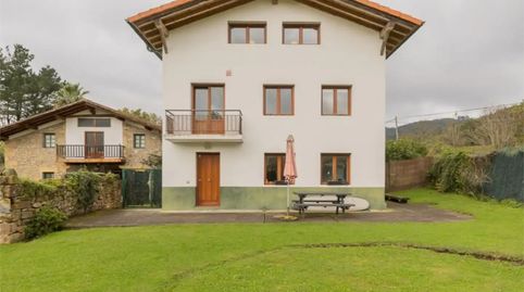 Foto 2 de Casa adosada en venda a Goitioltza Auzoa, 10, Lezama, Bizkaia