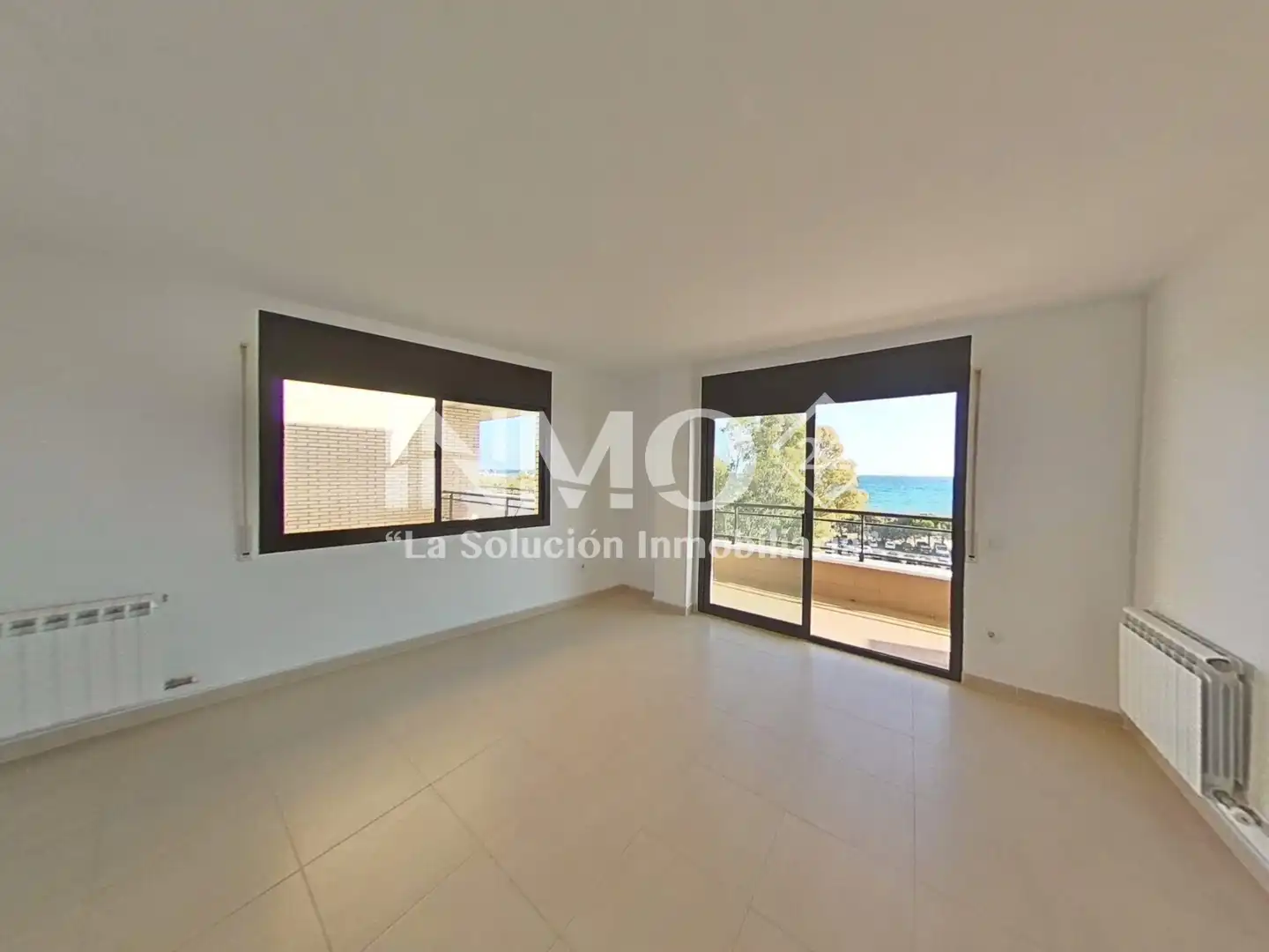 Sala de estar de Ático en venta en Cambrils con Aire acondicionado, Terraza y Horno