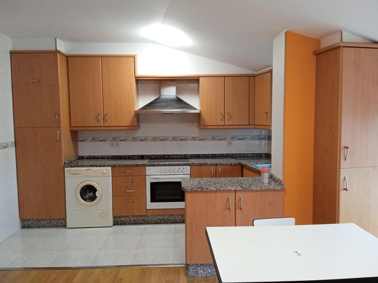 Kitchen of Flat to rent in Santiago de Compostela   with Heating and Furnished