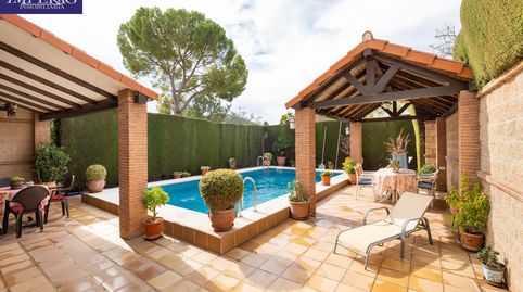Foto 3 de Casa adosada en venta en Peligros, Granada