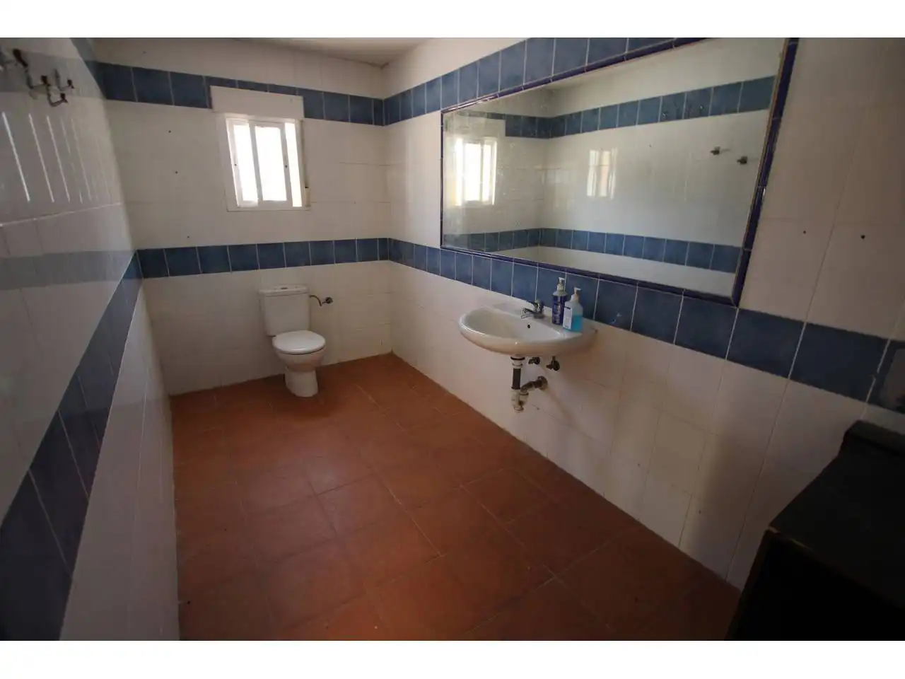 Baño de Terreno en venta en Valdegrudas, Guadalajara