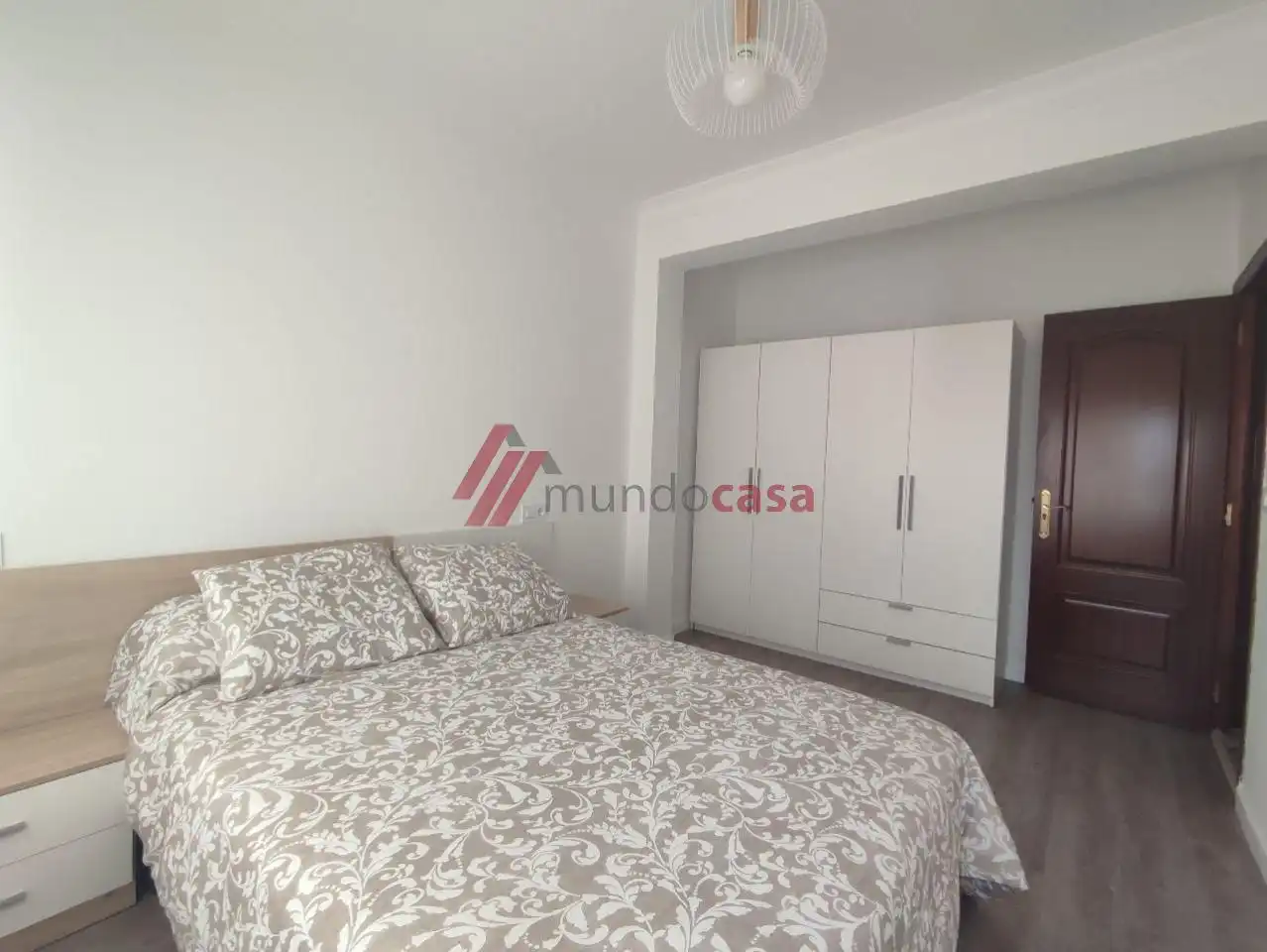 Flat for rent in Avda. de Vigo, Centro