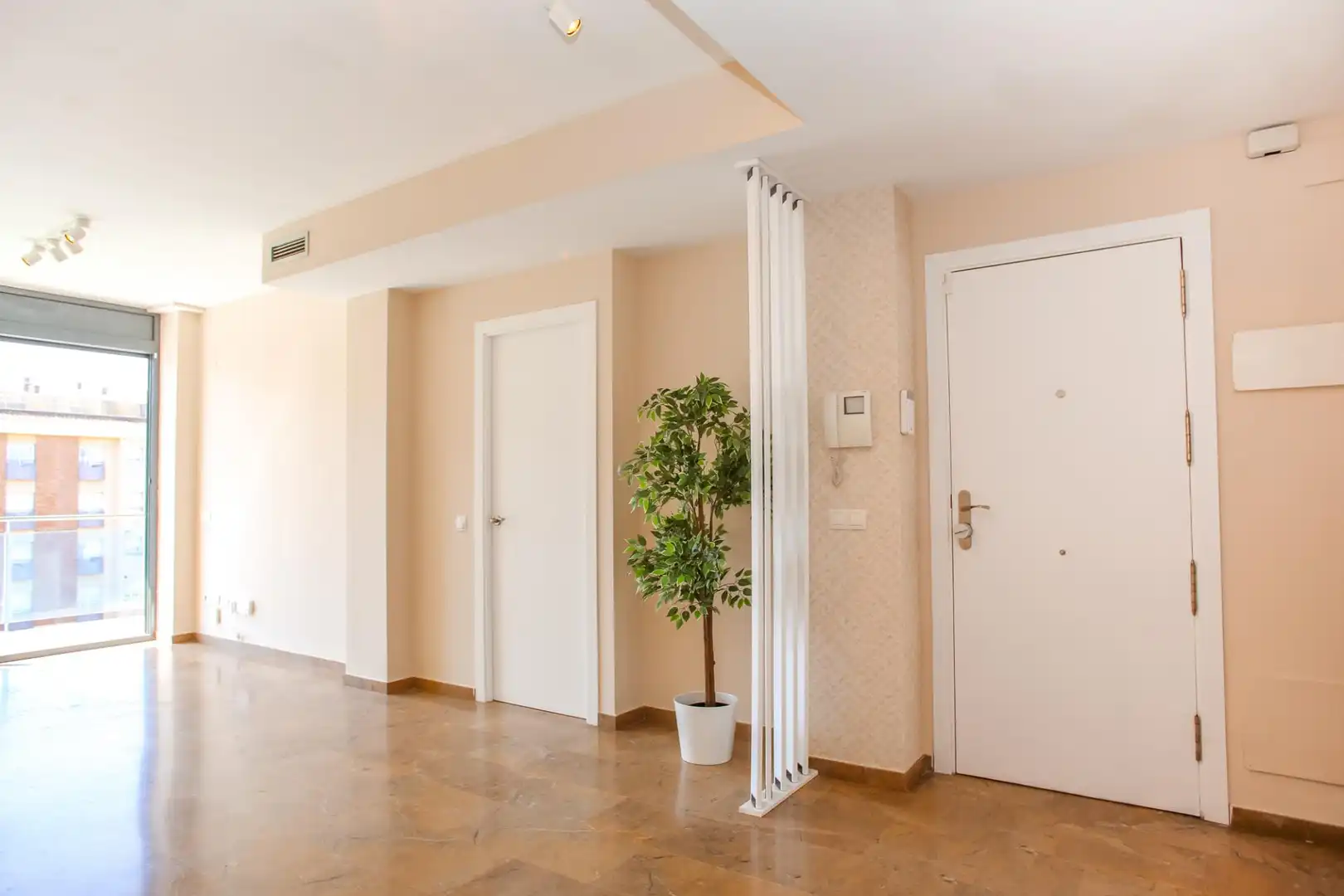 Flat for sale in Fenals