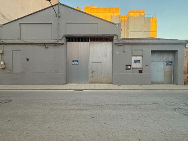 Nau industrial de lloguer a Plaza Xúquer