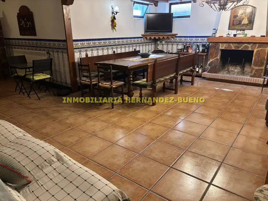 Casa o xalet en venda en Sequeros amb Calefacció, Jardí privat i Terrassa