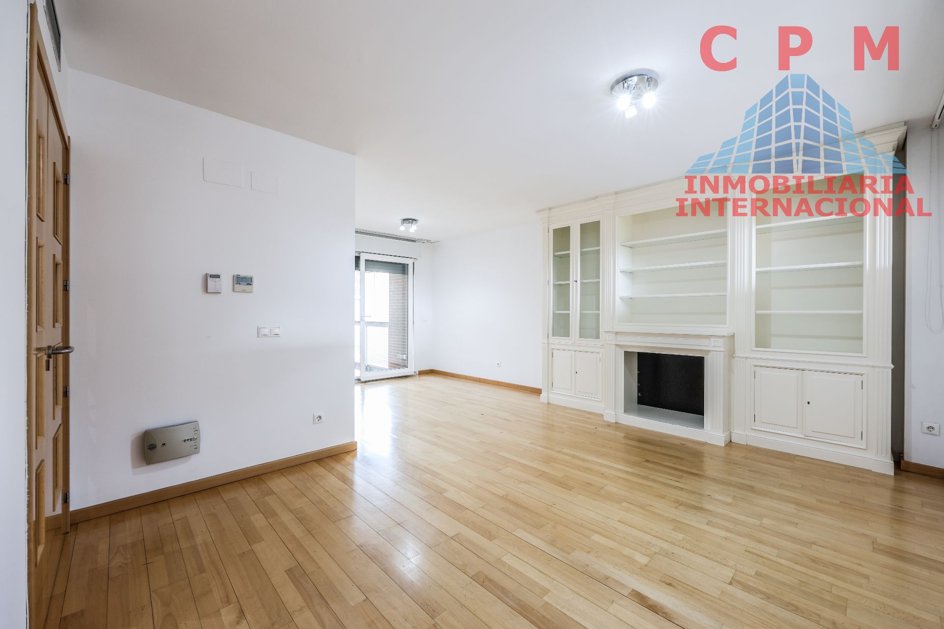 Sala d'estar de Pis de lloguer en Boadilla del Monte amb Aire condicionat, Calefacció i Parquet