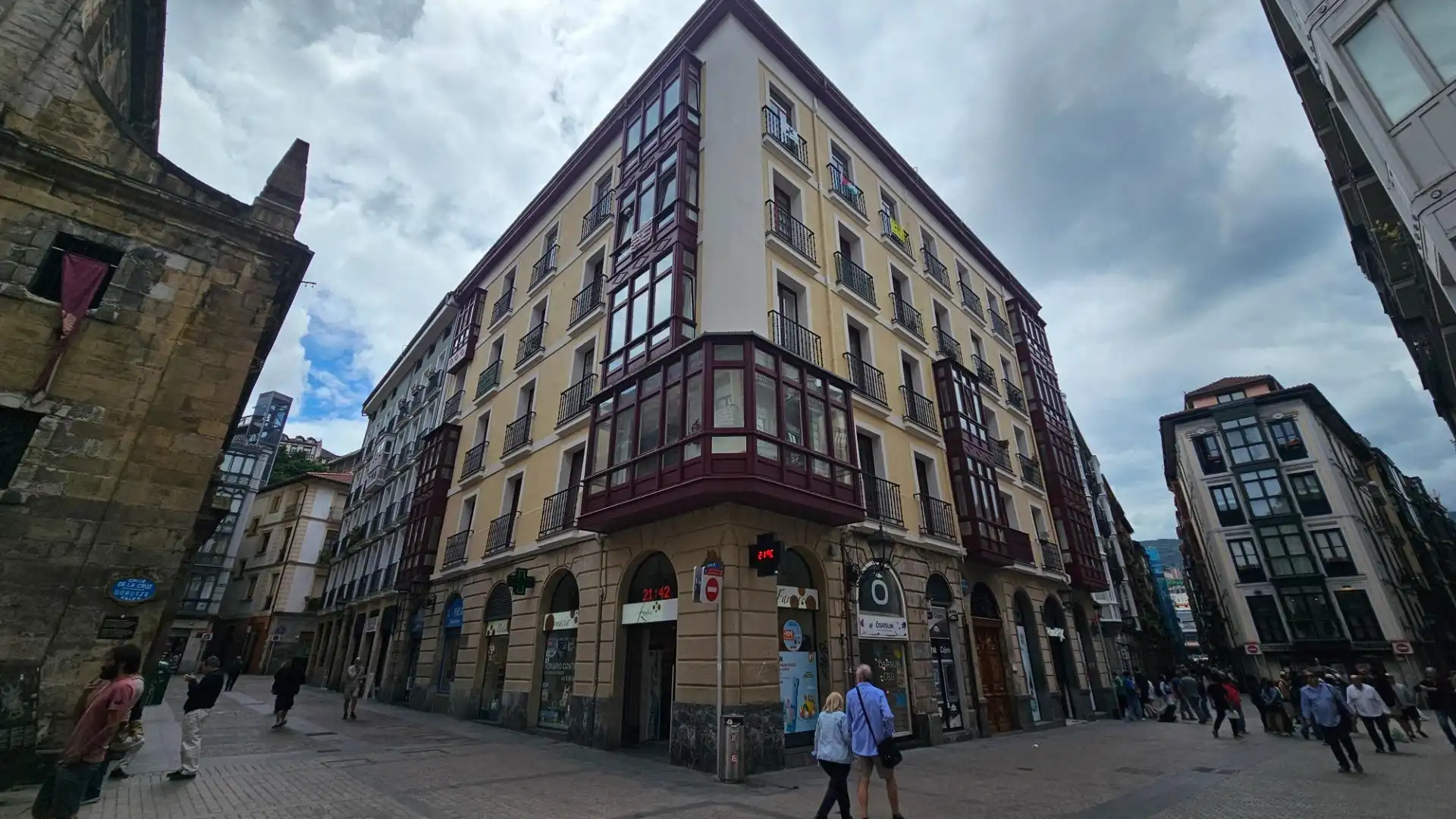 Piso con terraza en venta en Calle PORTAL DE ZAMUDIO, imagen 3