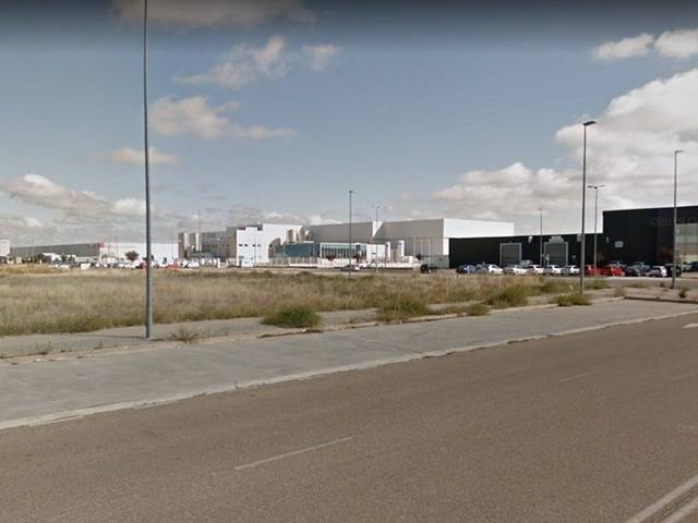 Terreno industrial en Venta en Calle Albillo en Allendeduero