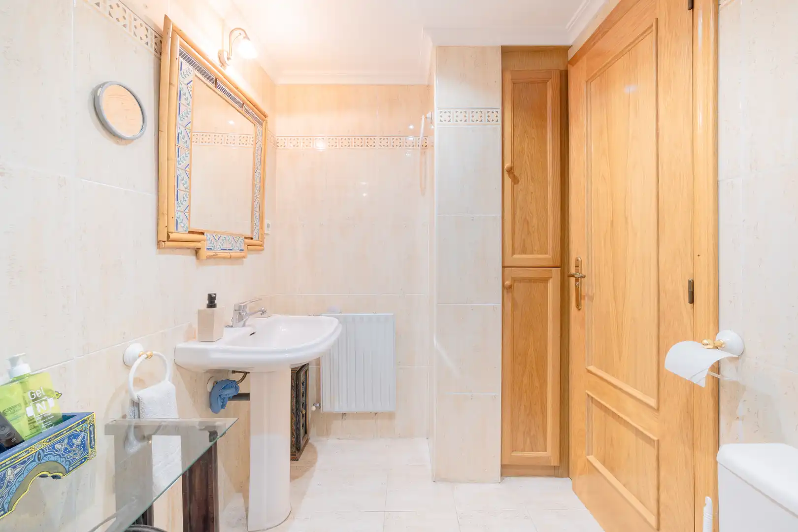 Baño de Piso en venta en Valencia con Aire acondicionado, Calefacción y Horno