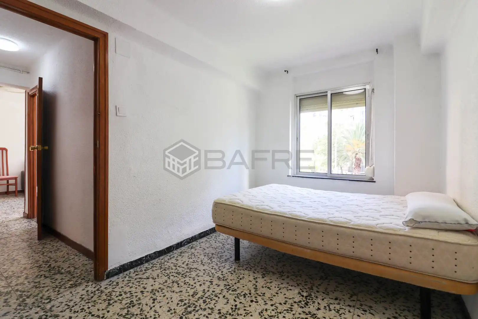 Bedroom of Flat for sale in Madrid