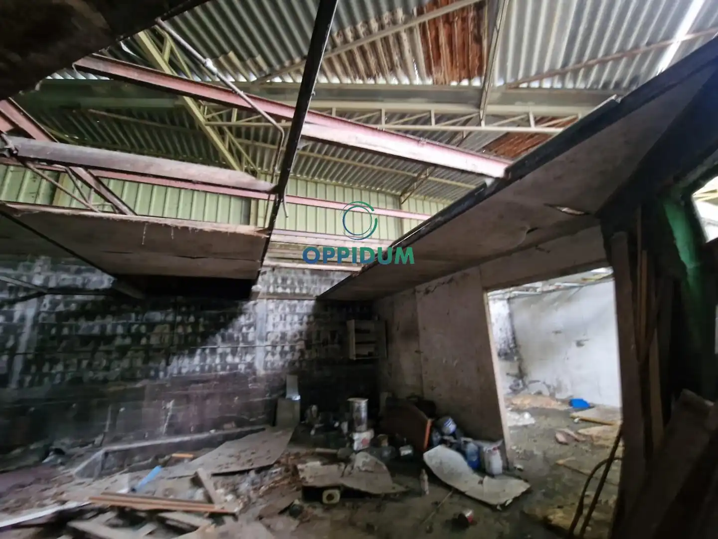 Industrial buildings for sale in Touro