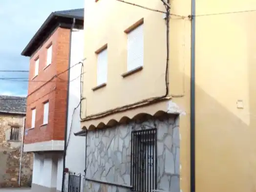 House for sale in La Parada 3