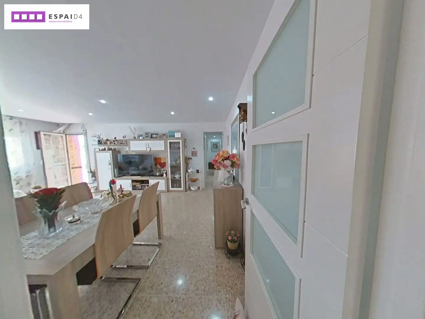 Piso en venta en Ripollet con Aire acondicionado, Calefacción y Terraza