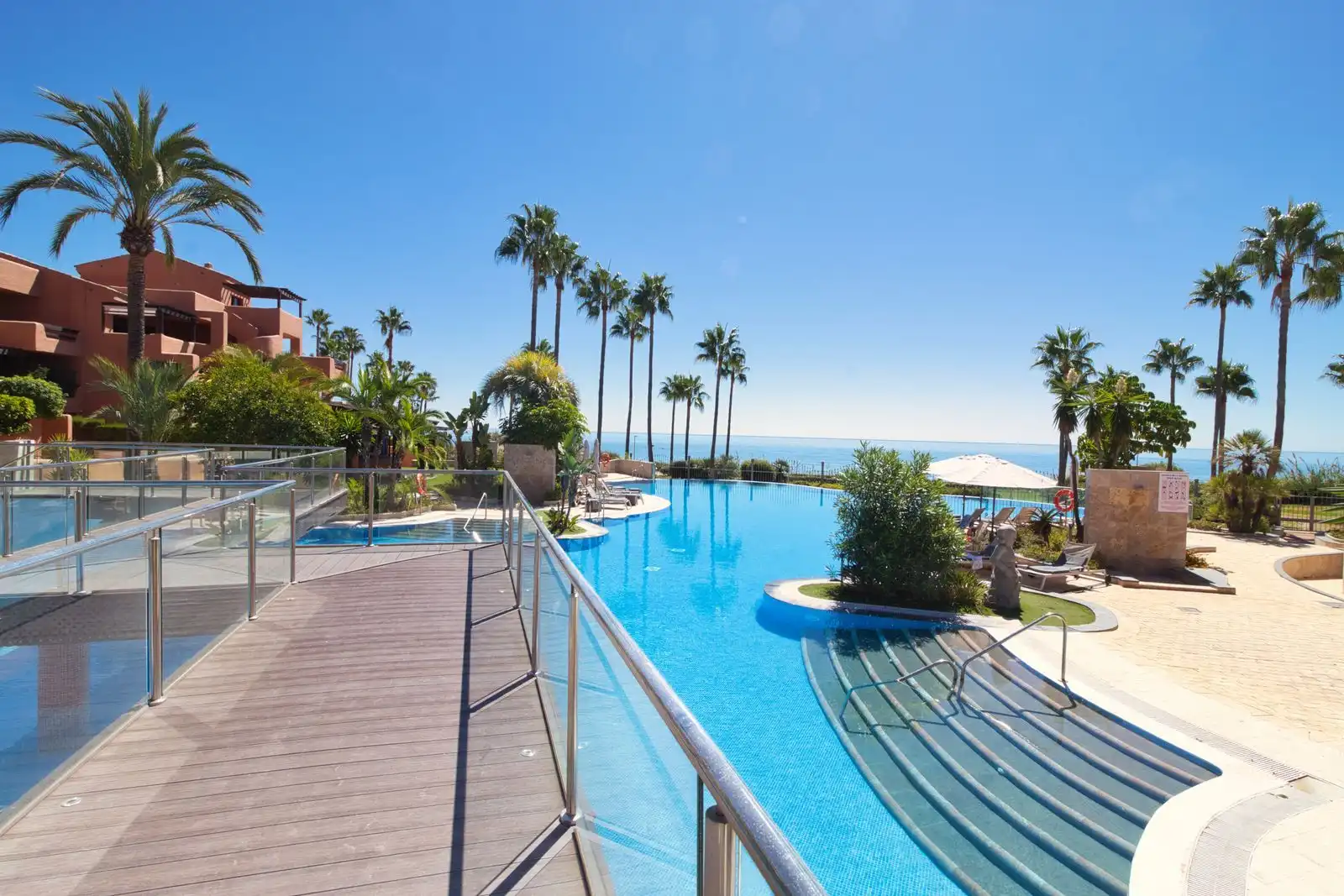 Apartament amb piscina en venda a Calle Océano Ártico 3, imagen 26