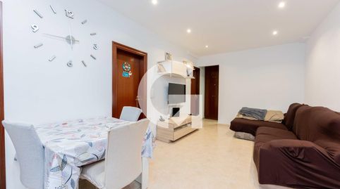 Foto 4 de Planta baixa en venda a Pz Reus, La Gavarra, Cornellà de Llobregat