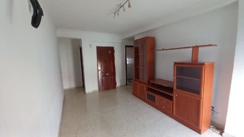 Sala de estar de Piso en venta en  Sevilla Capital