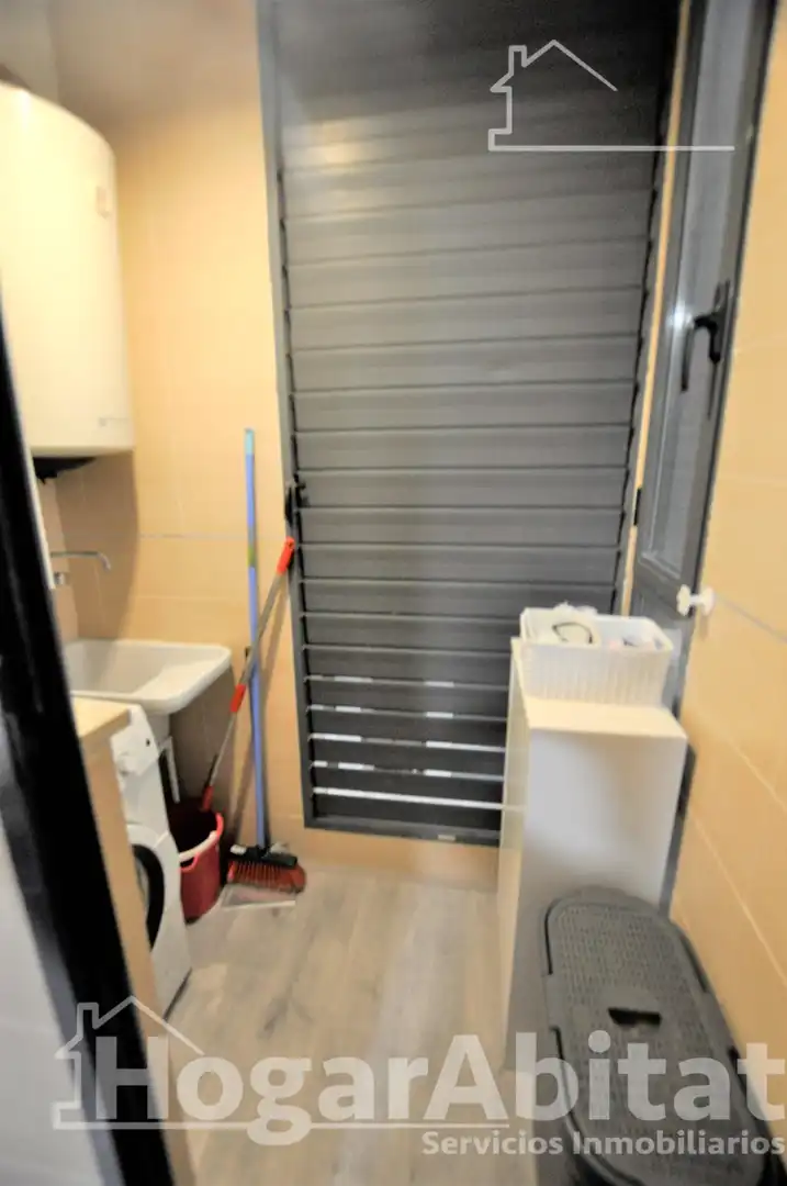 Bathroom of Attic for sale in Alcàsser  with Air Conditioner, Parquet flooring and Terrace