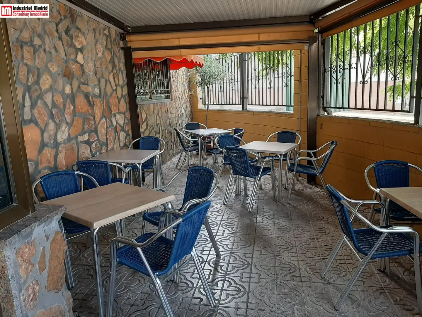 Local comercial en venda a Mejorada del Campo, imagen 2