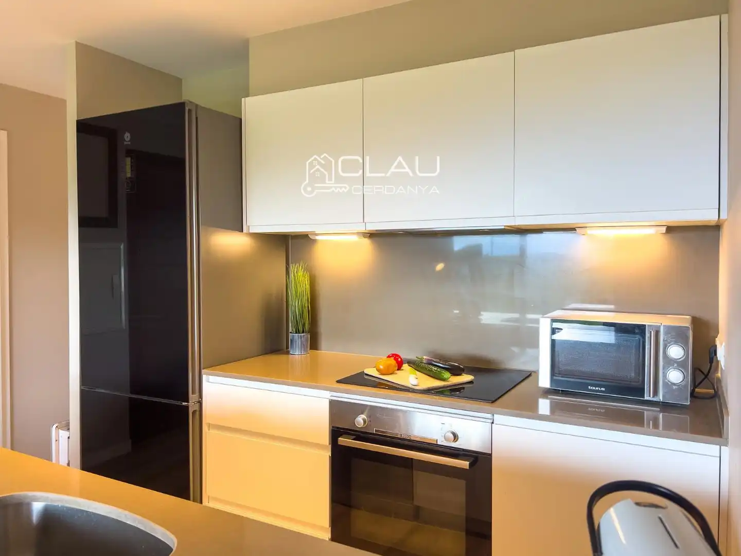 Cocina de Piso en venta en Sainte - Léocadie con Calefacción, Jardín privado y Parquet