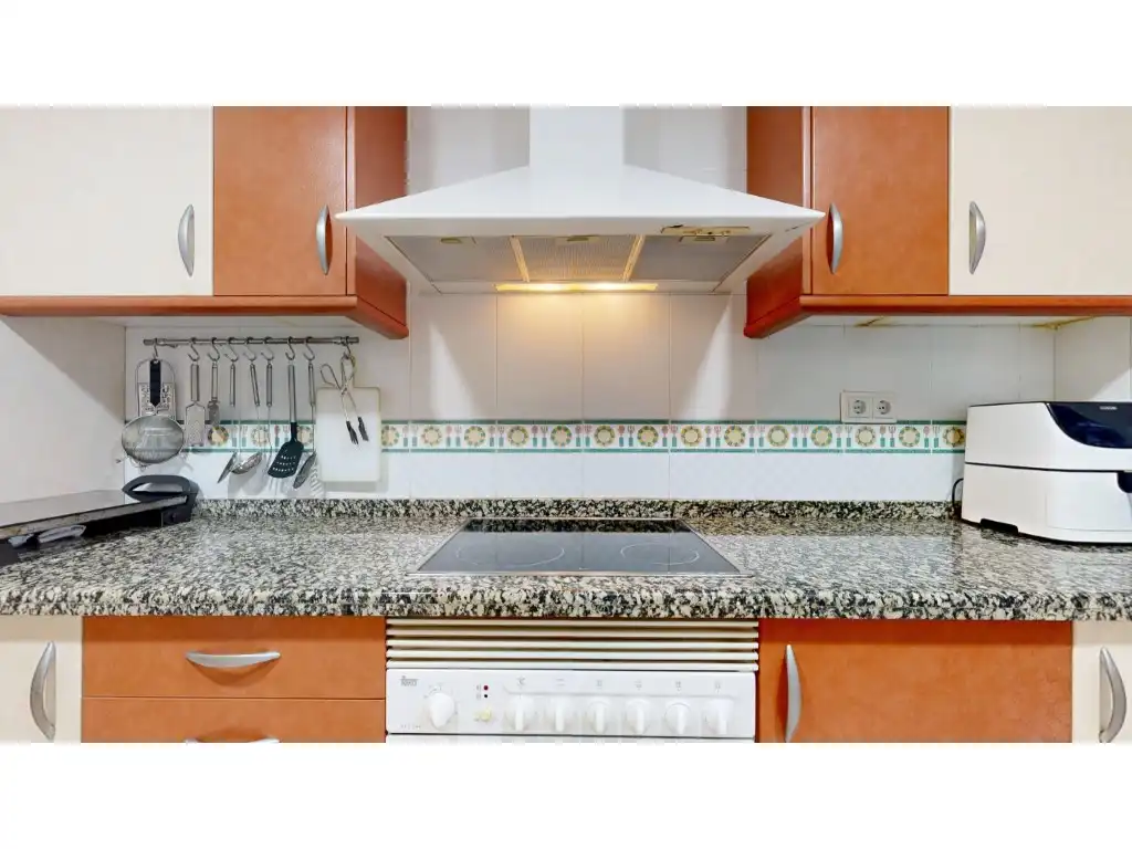 Kitchen of Flat for sale in Valencia  with Air Conditioner, Terrace and Community pool