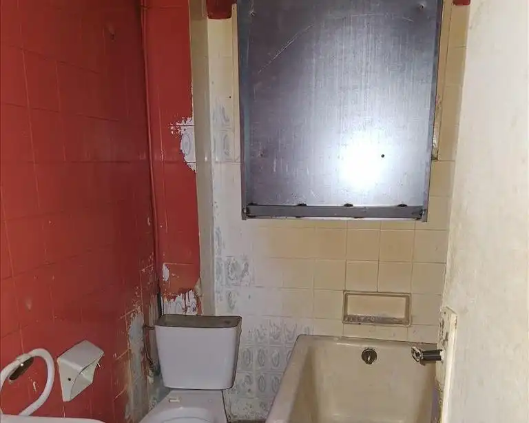 Bany de Planta baixa en venda en Creu Alta - Puiggener