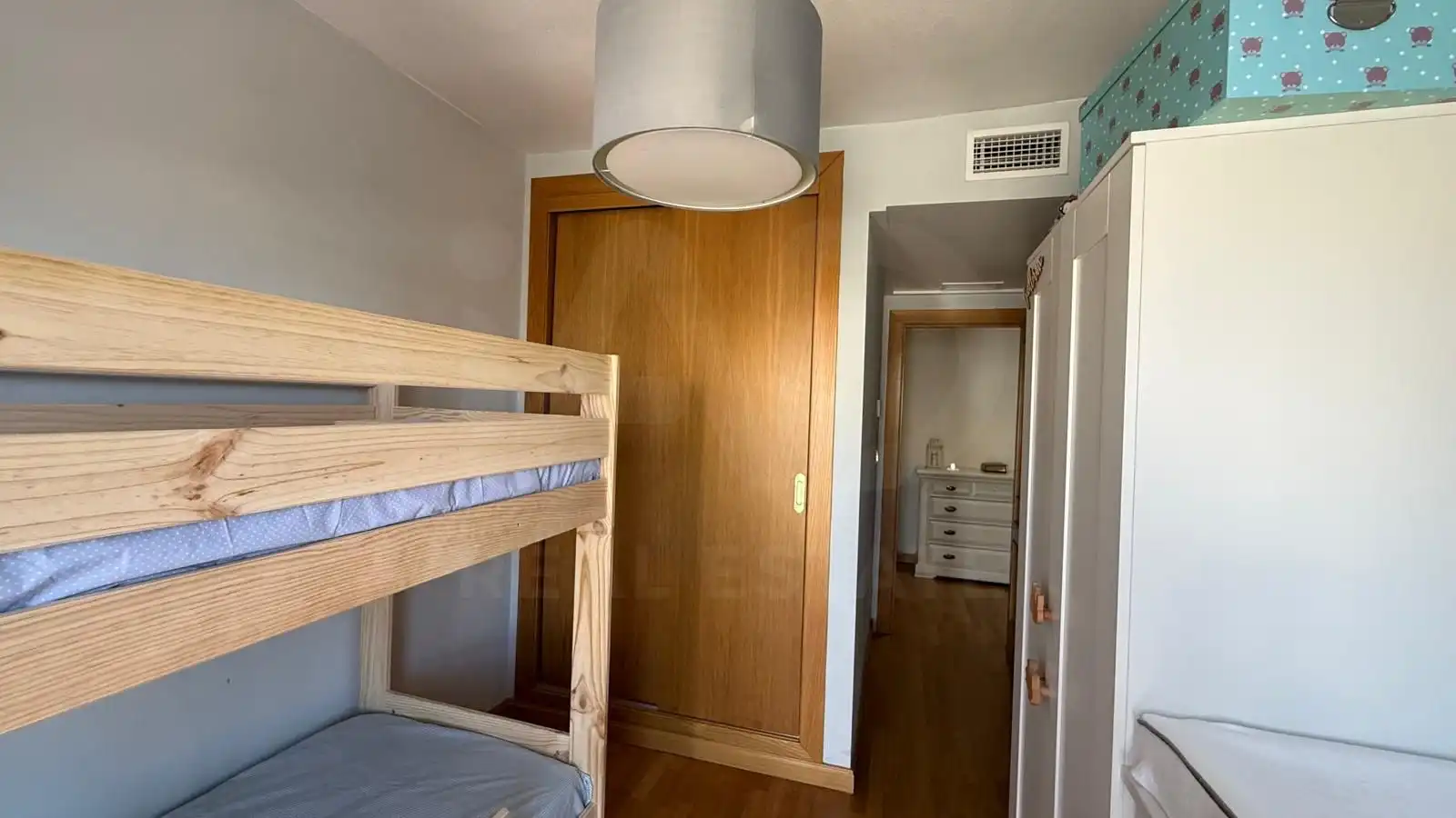 Habitación de Piso en venta en Murcia con Aire acondicionado y Calefacción