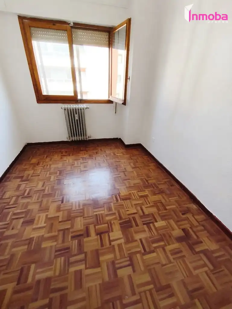 Habitación de Piso en venta en Aranda de Duero con Calefacción, Parquet y Terraza