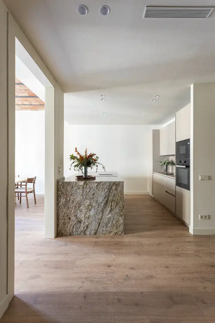 Cuina de Pis en venda en Barcelona amb Aire condicionat, Calefacció i Parquet