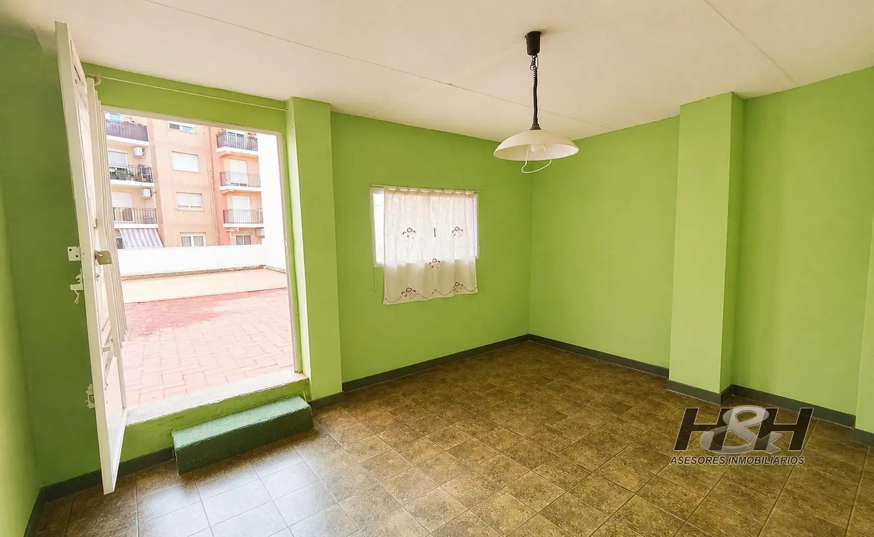 Casa amb terrassa en venda a Zona Concordia, imagen 3