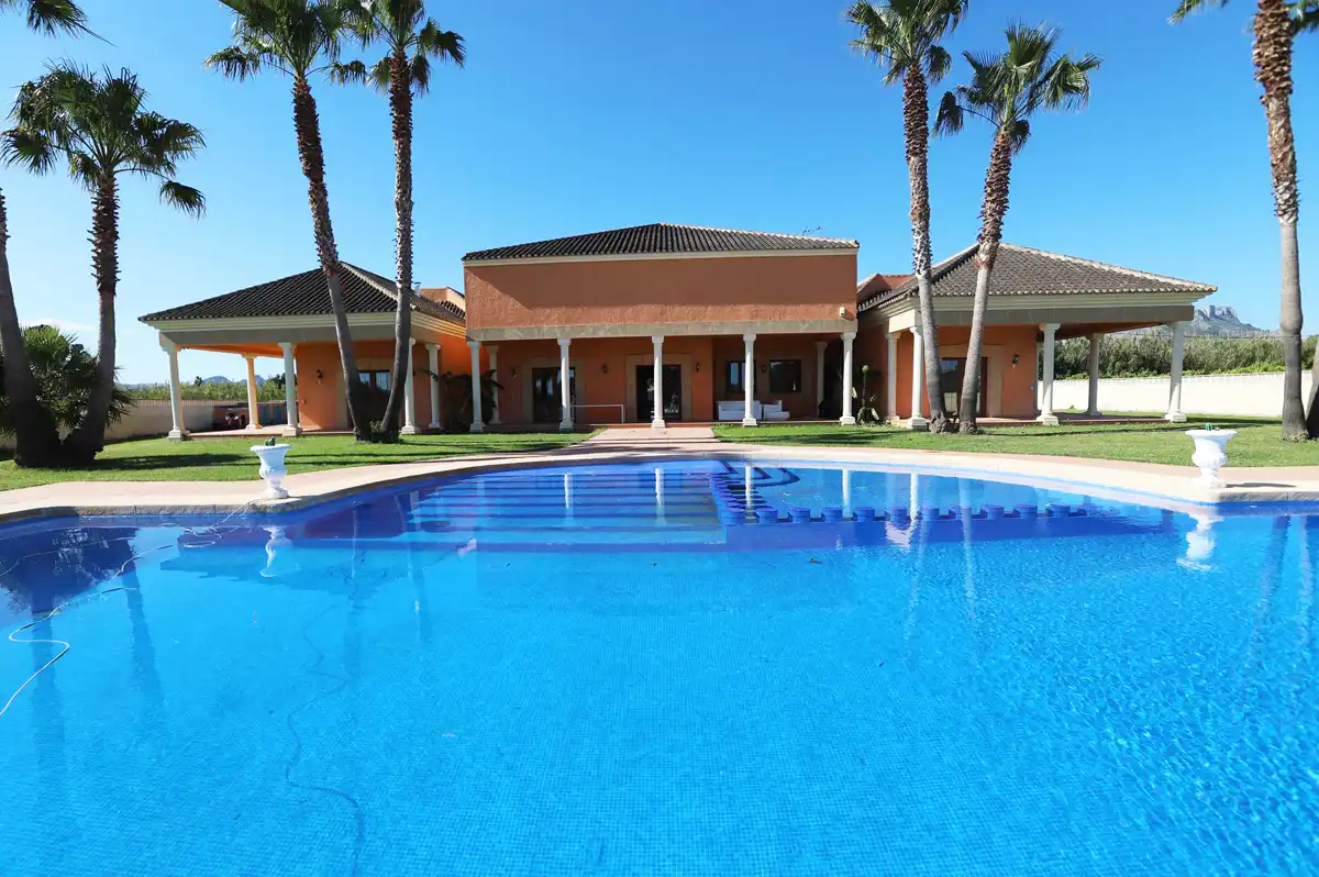 Villa avec piscine à vendre à Las Marinas / Les Marines