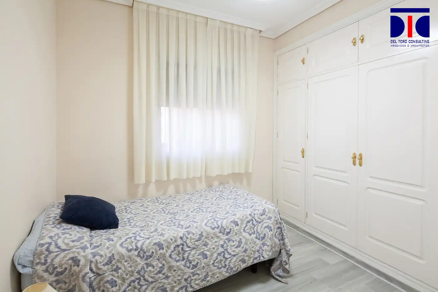 Habitación de Piso en venta en Sevilla con Aire acondicionado, Calefacción y Terraza