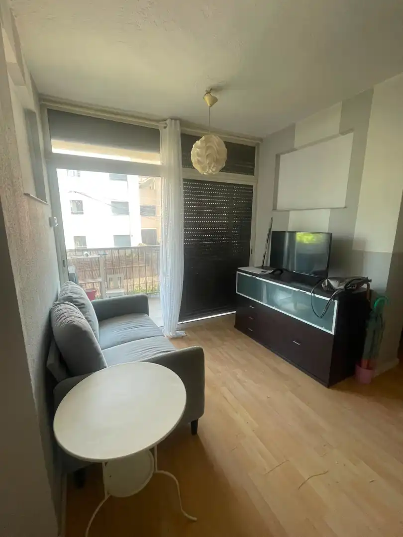 Flat with terrace to rent in Carrer de la Nansa