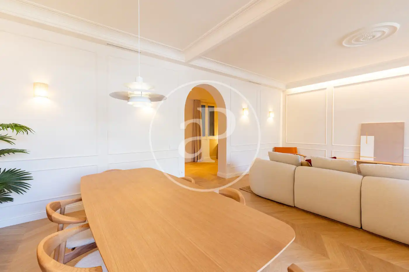 Comedor de Piso en venta en Barcelona con Aire acondicionado, Calefacción y Amueblado