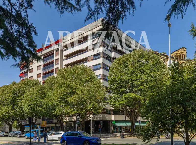 Vista exterior de Pis en venda en Amara - Berri