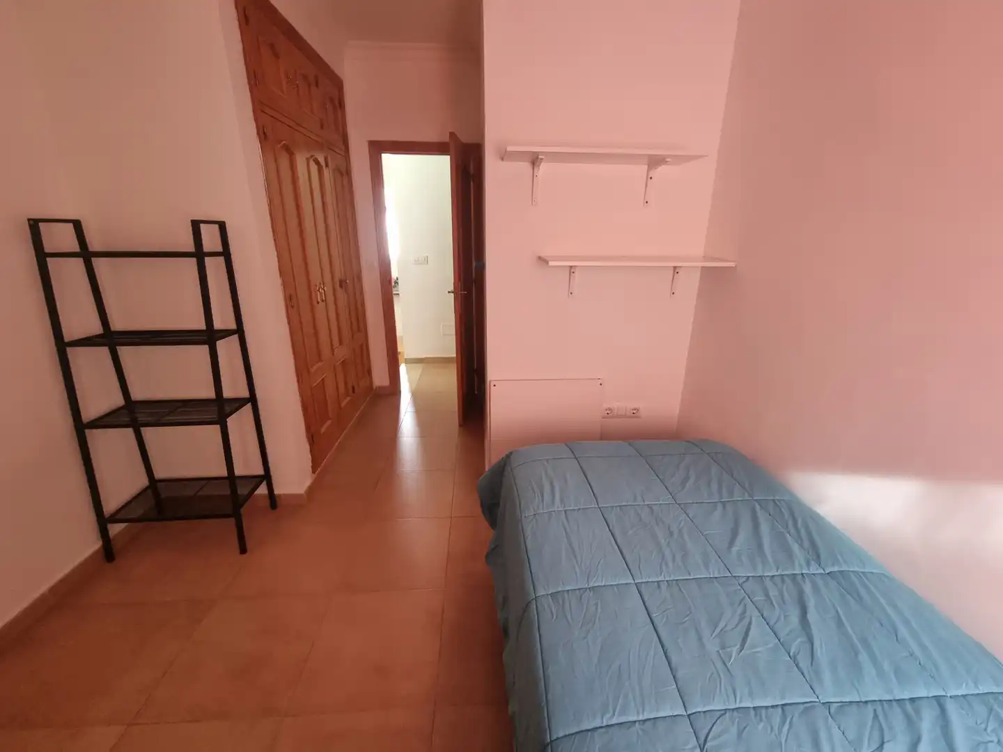 Habitación de Casa adosada en venta en Trigueros con Aire acondicionado, Jardín privado y Terraza