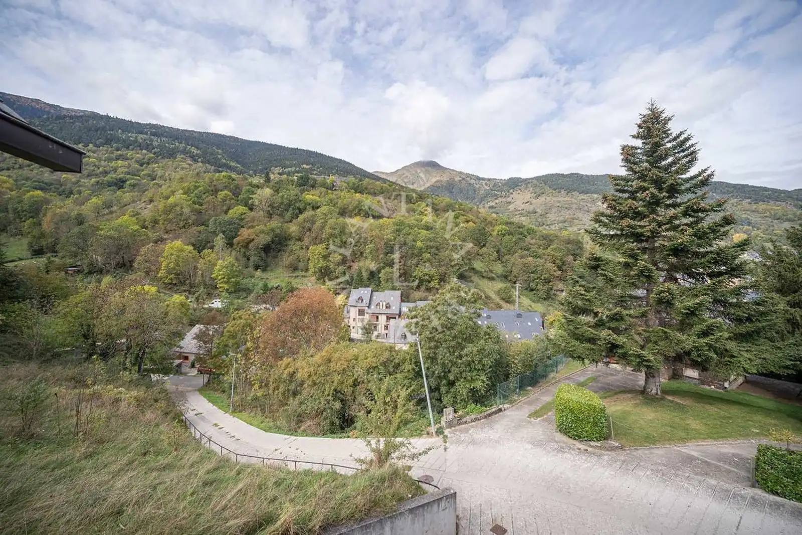 Vista exterior de Casa o chalet en venta en Vielha e Mijaran con Calefacción