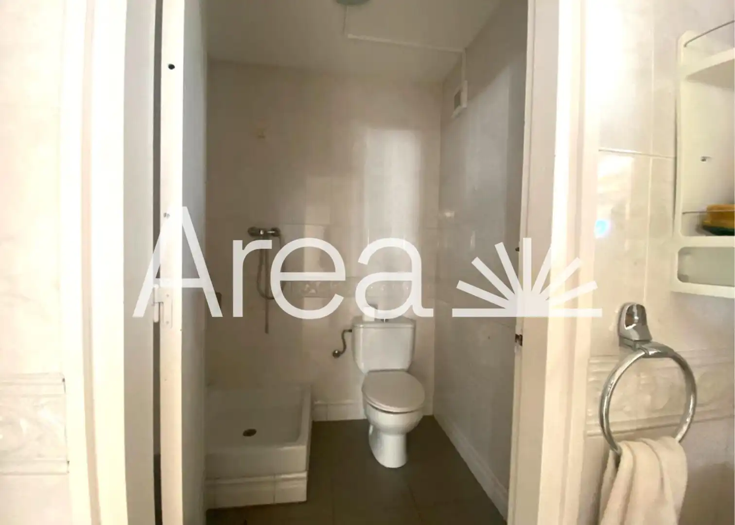 Bathroom of Industrial buildings for sale in Mataró
