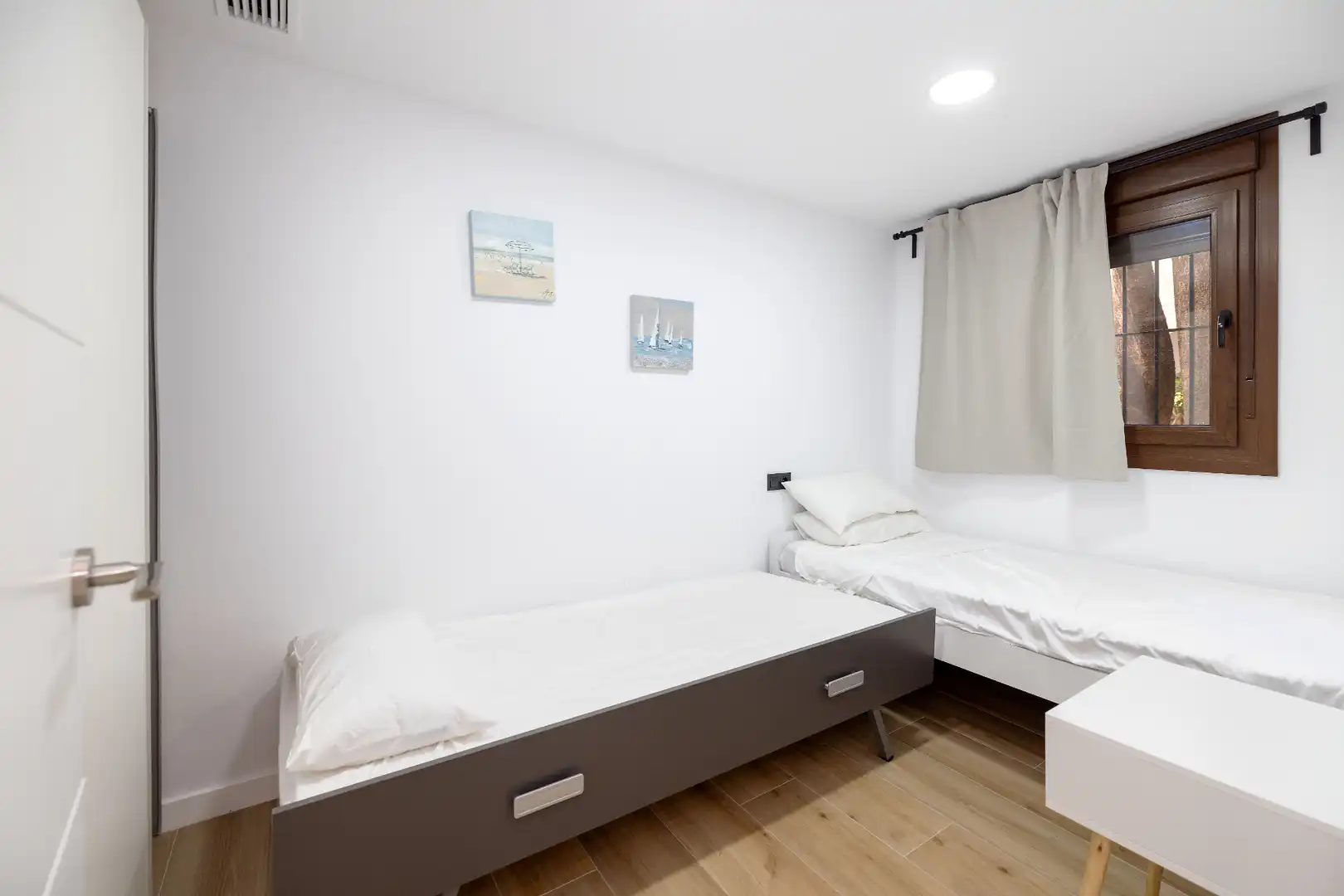 Bedroom of Ground floor for sale in Marbella  with Air Conditioner, Terrace and Community pool