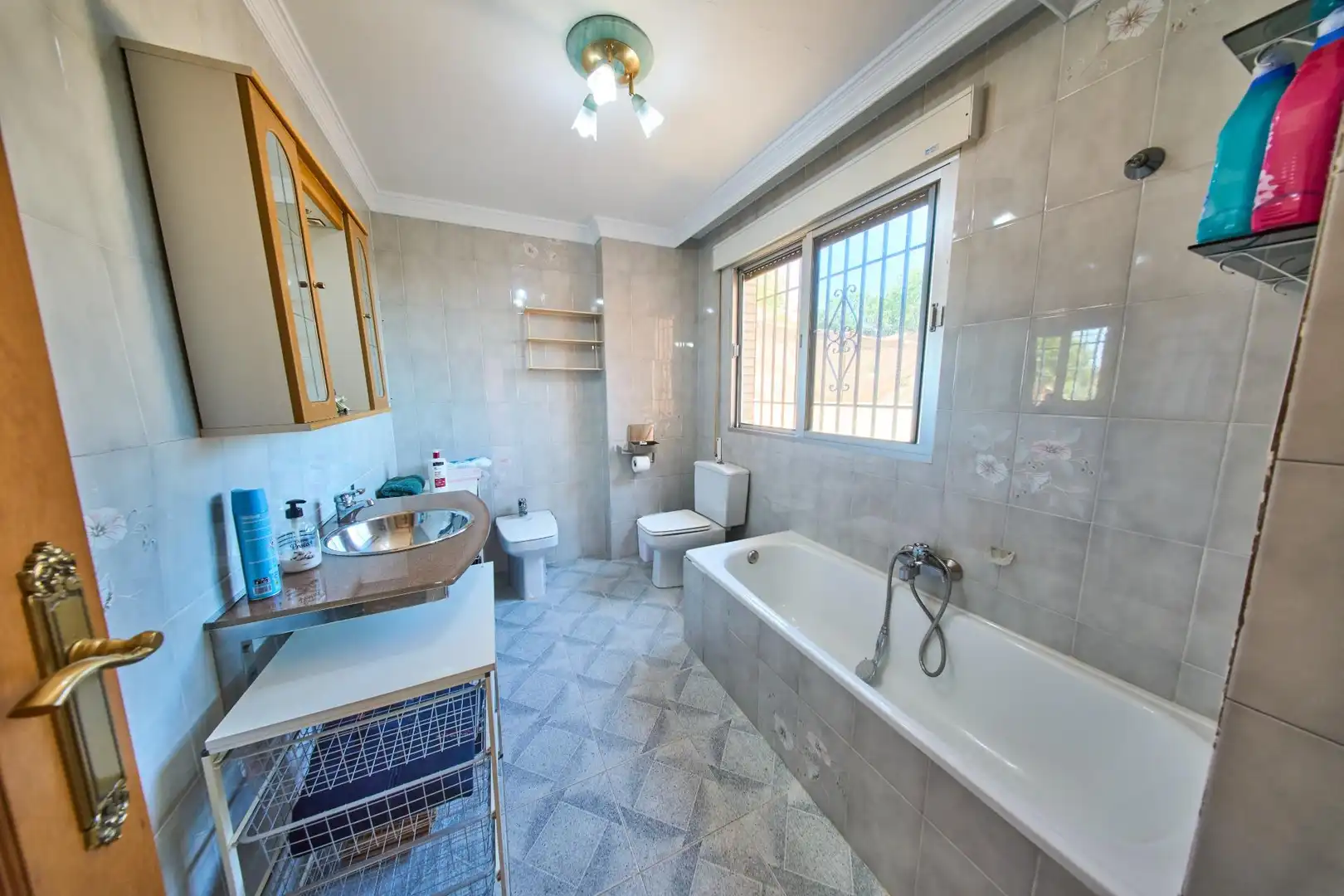 Baño de Casa o chalet en venta en Nívar con Jardín privado, Terraza y Trastero