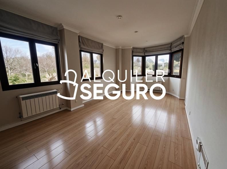 Bedroom of Flat to rent in  Madrid Capital  with Air Conditioner and Heating