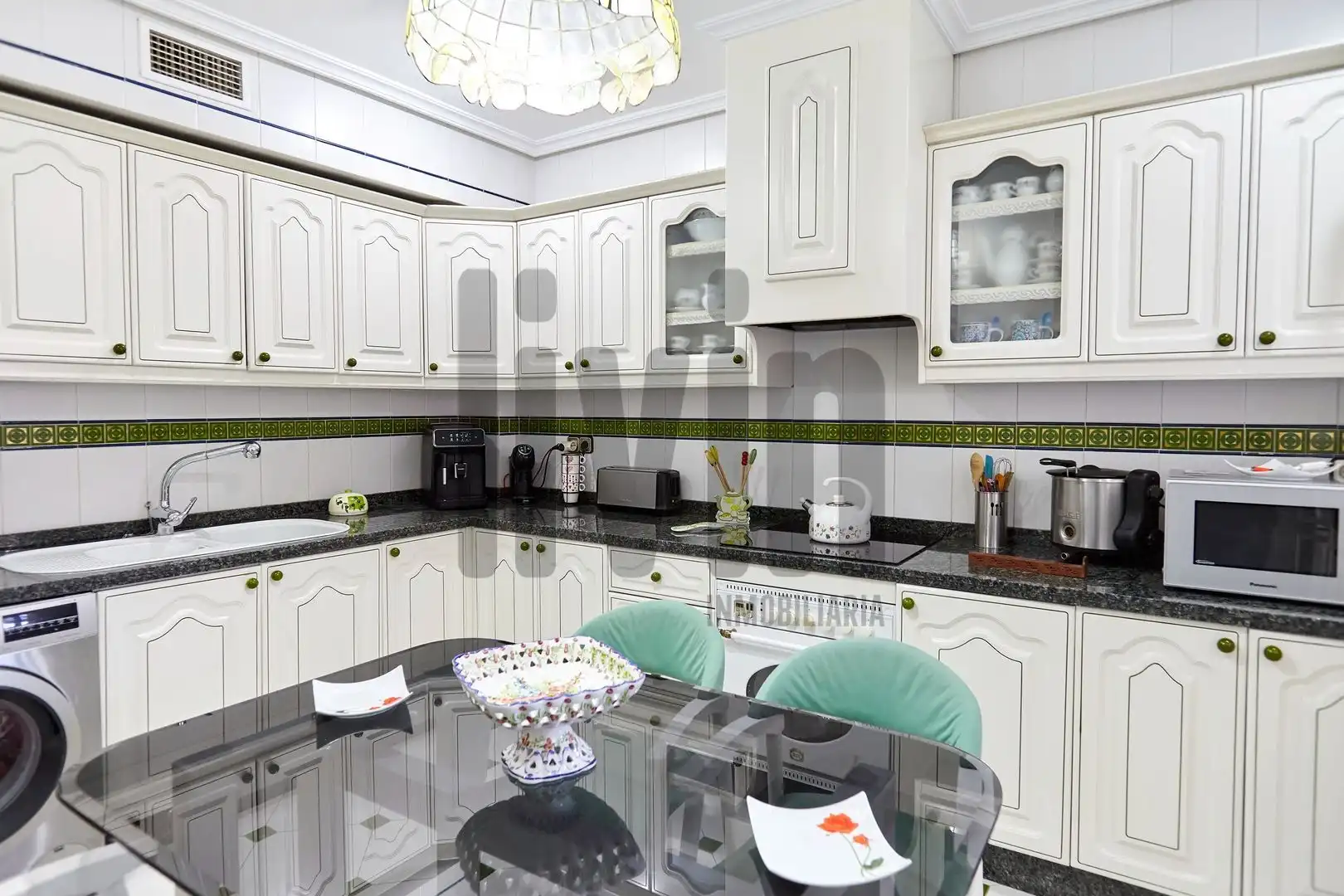 Cocina de Casa o chalet en venta en Jaén con Aire acondicionado, Calefacción y Jardín privado