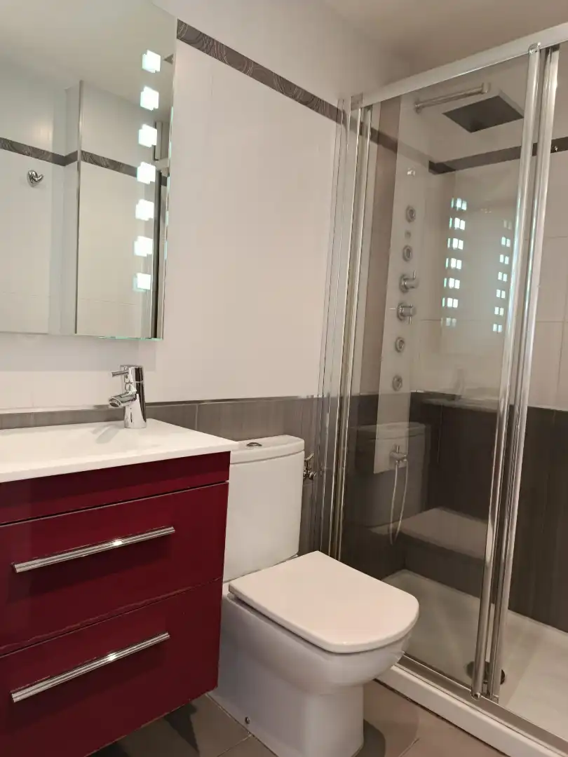 Baño de Piso en venta en Badalona con Aire acondicionado, Calefacción y Parquet